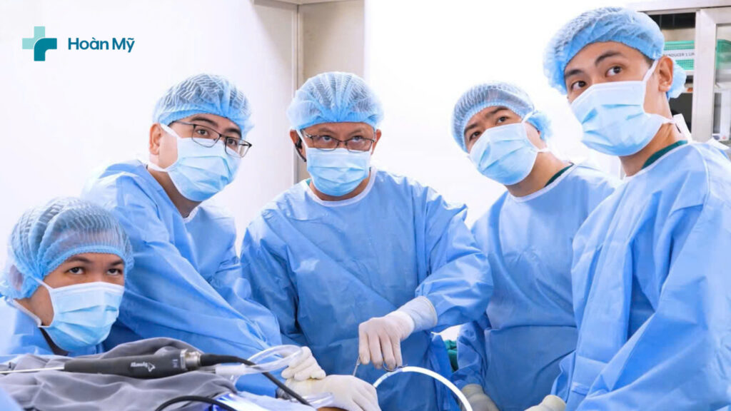 Chương trình thay khớp háng toàn phần xuất viện sau 24 giờ tại Trung tâm Chấn thương chỉnh hình và Cột sống Hoàn Mỹ