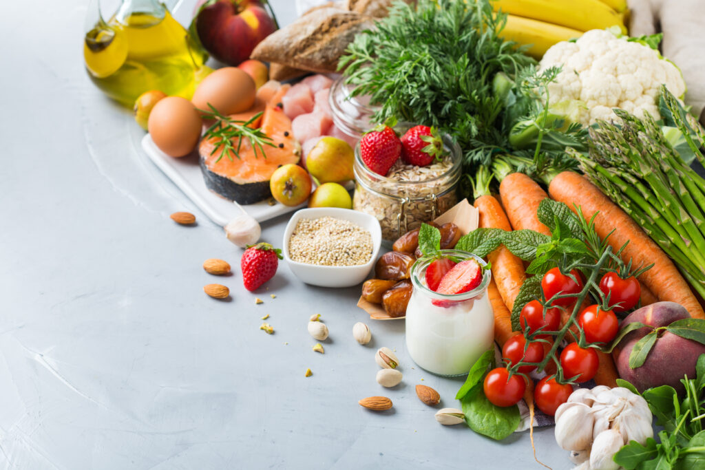 Dinh dưỡng và vận động kiểm soát rối loạn Lipid máu