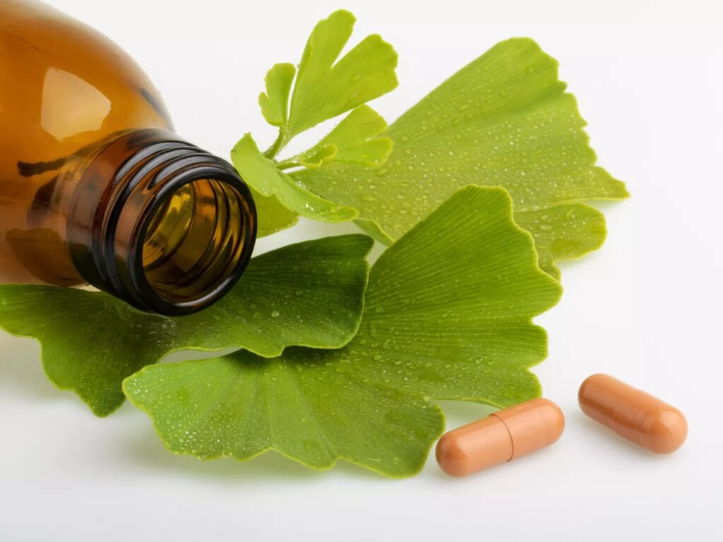 Thuốc Ginkgo Biloba: Công dụng, cách dùng, liều dùng và lưu ý