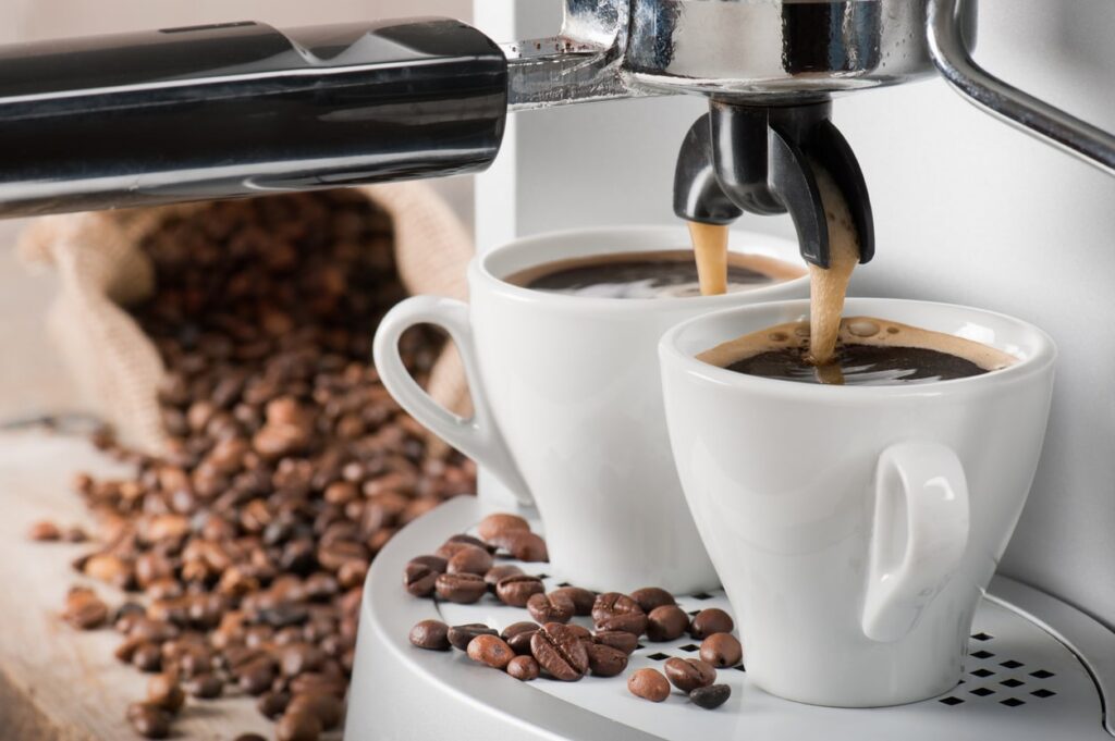 Caffeine có tốt cho sức khỏe? Tác dụng và lợi ích của caffeine