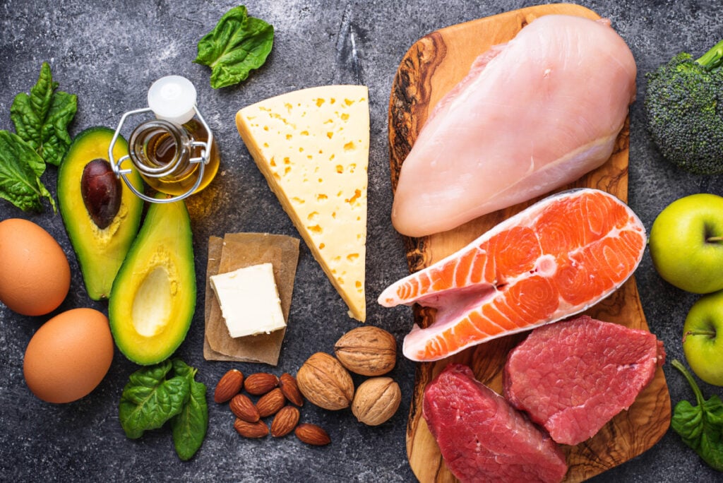 Low Carb là chế độ ăn giảm cân hạn chế tối đa lượng tinh bột