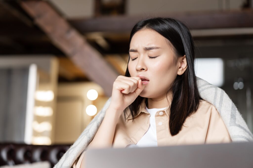 Nhận biết triệu chứng viêm màng phổi