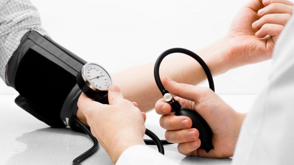 Người bệnh huyết áp cao không được sử dụng thuốc Ameflu