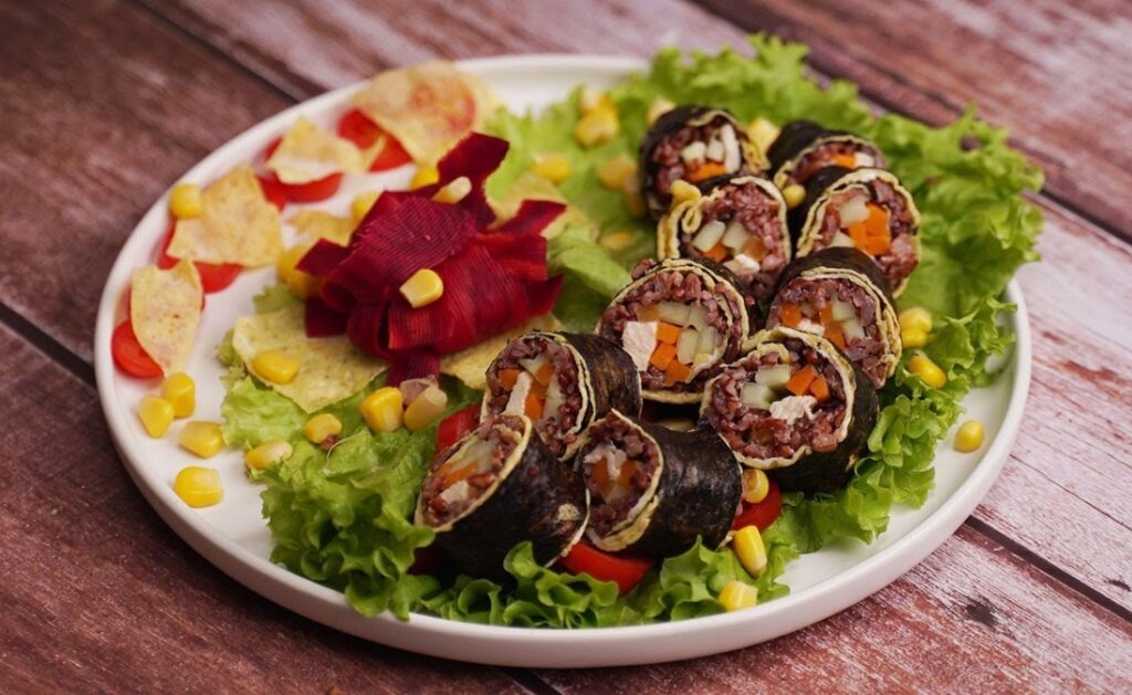 Kimbap gạo lứt 