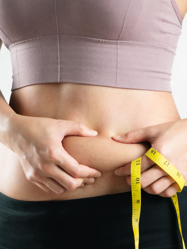 Mỡ bụng được đốt cháy khi ăn dứa 
