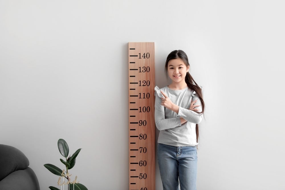 Bảng chiều cao cân nặng bé gái từ 0 – 18 tuổi chuẩn WHO