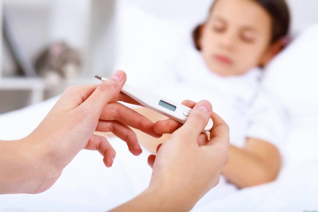 Sốt virus có lây không? Lây qua đường nào, cách chữa sốt virus?