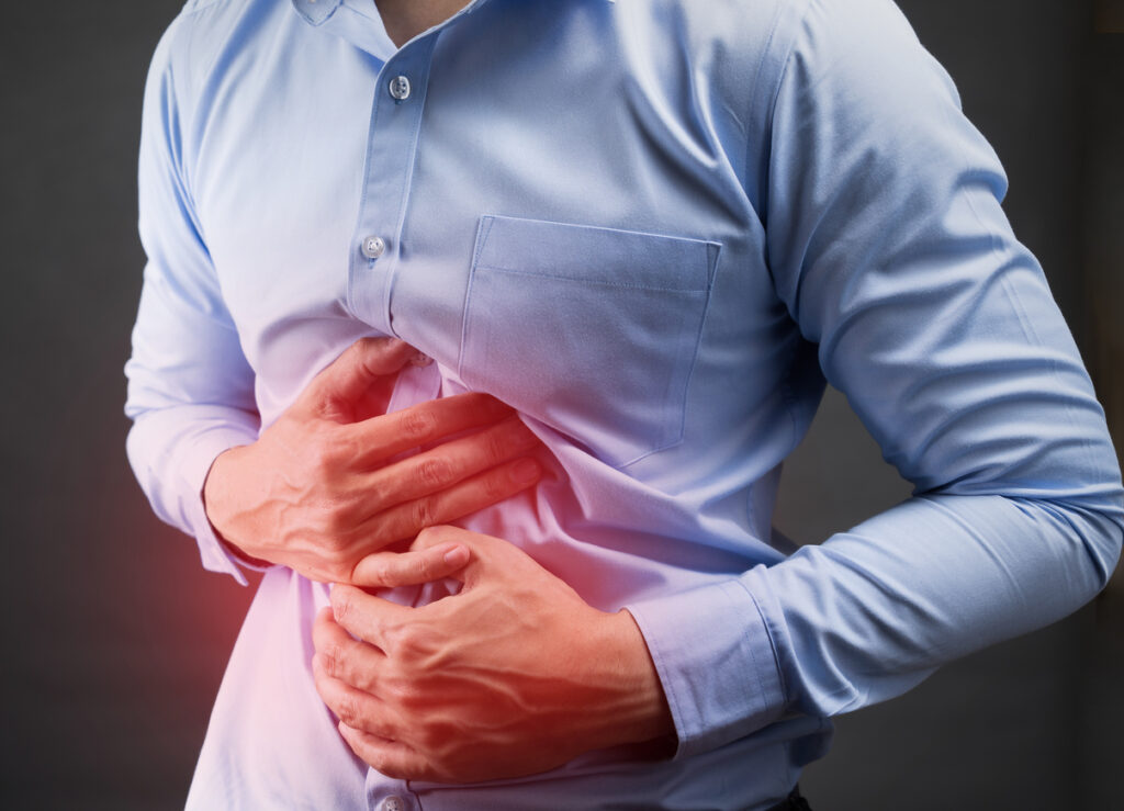 Hiện tượng khó chịu ở bụng, phân loãng và có mùi hôi tanh ở những ngày đầu sử dụng cây an xoa