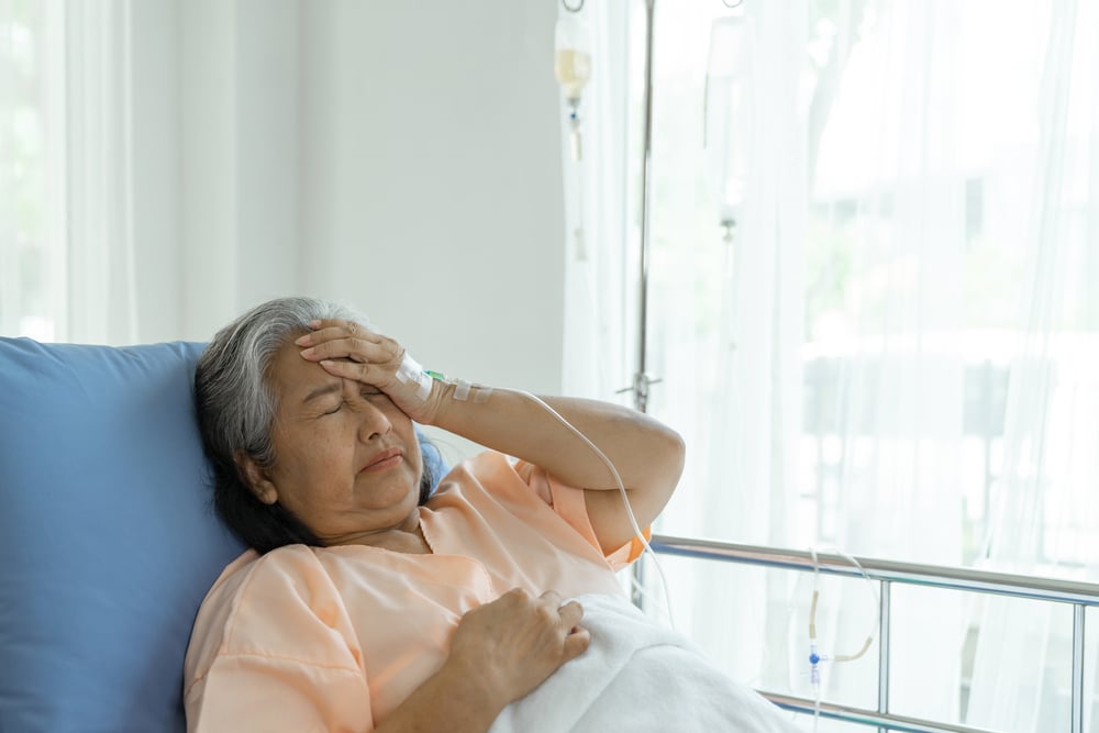 Triệu chứng sốt xuất huyết ở người lớn và cách điều trị